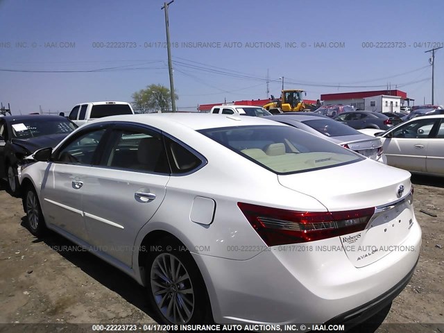 4T1BD1EB5GU055359 - 2016 TOYOTA AVALON HYBRID/PLUS/XLE PREM/LTD WHITE photo 3