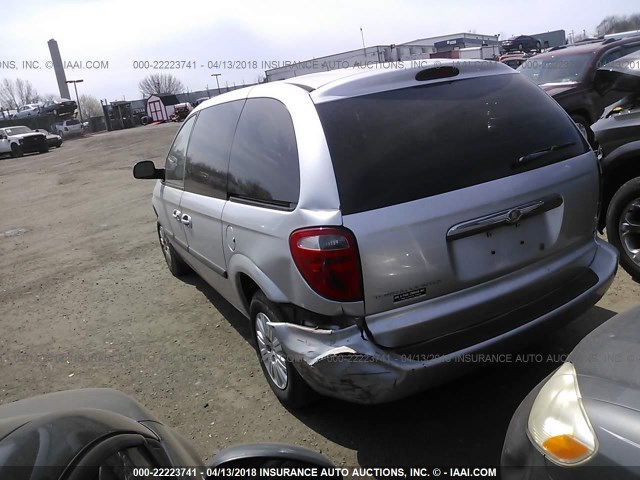 1C4GP45R25B375182 - 2005 CHRYSLER TOWN & COUNTRY  SILVER photo 3