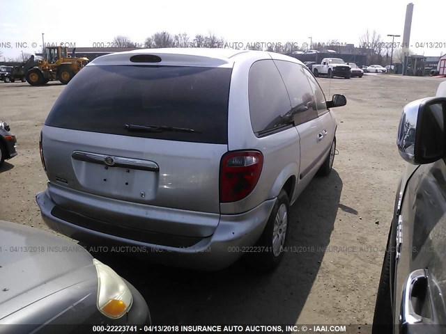 1C4GP45R25B375182 - 2005 CHRYSLER TOWN & COUNTRY  SILVER photo 4