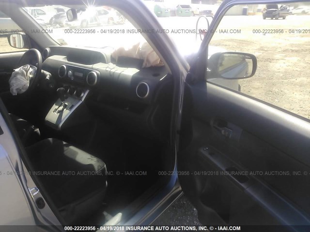 JTLZE4FE7A1107033 - 2010 TOYOTA SCION XB ლურჯი ფოტო 5