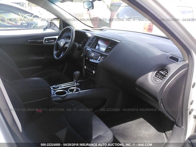 5N1AR2MM8FC697956 - 2015 NISSAN PATHFINDER S/SV/SL/PLATINUM 银色 照片 5