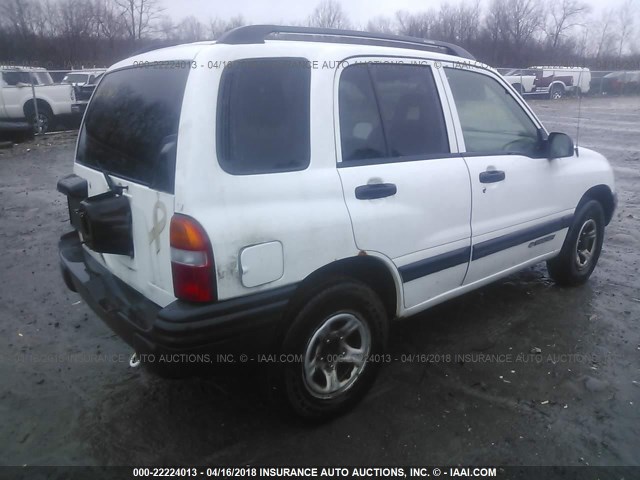 2CNBJ13C936930617 - 2003 CHEVROLET TRACKER WHITE photo 4