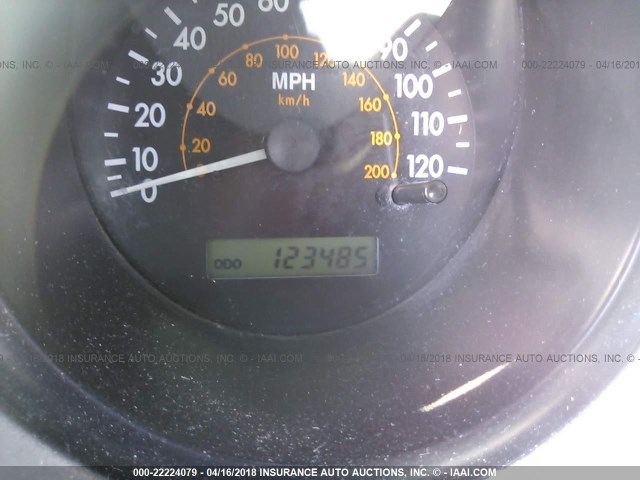 KL1TD52635B497113 - 2005 CHEVROLET AVEO LS BLACK photo 7