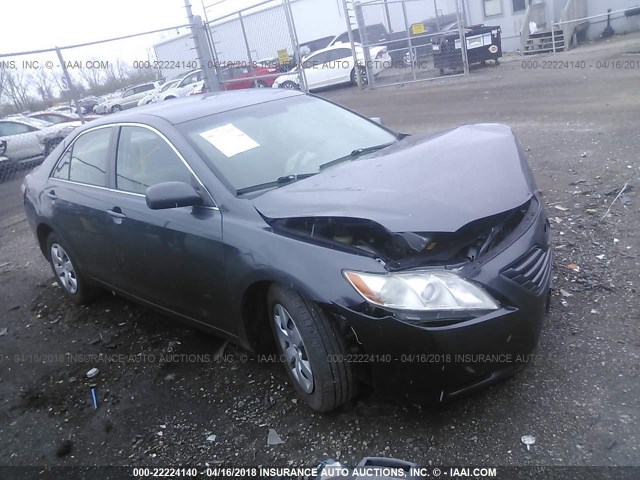 4T1BK46K57U043881 - 2007 TOYOTA CAMRY NEW GENERAT LE/XLE/SE GRAY photo 1