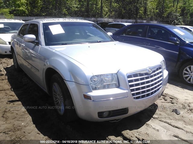 2C3KA53V09H634626 - 2009 CHRYSLER 300 TOURING SILVER photo 1