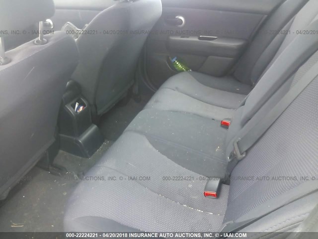 3N1BC13E29L420228 - 2009 NISSAN VERSA S/SL GRAY photo 8