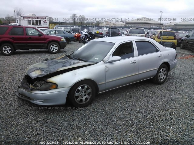 1YVGF22C925304752 - 2002 MAZDA 626 LX SILVER photo 2