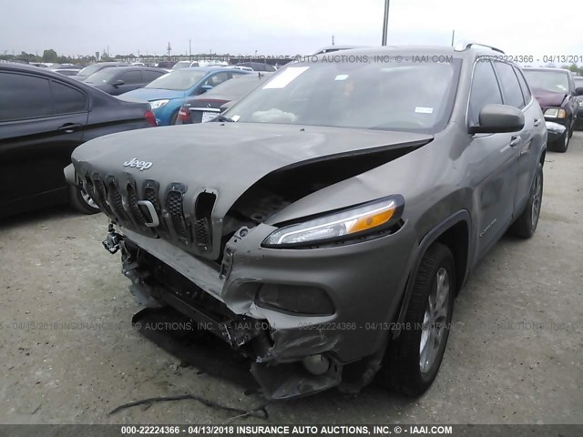 1C4PJLCB7GW290951 - 2016 JEEP CHEROKEE LATITUDE GRAY photo 2