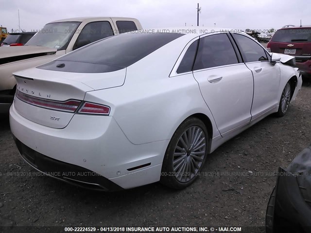 3LN6L5E91HR634303 - 2017 LINCOLN MKZ RESERVE WHITE photo 4