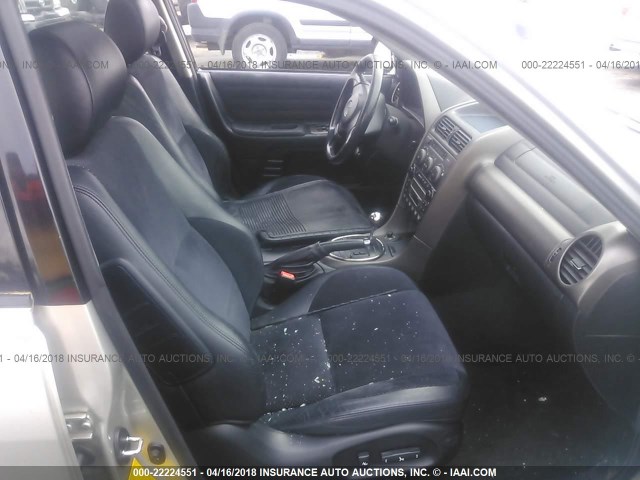 JTHBD182110016054 - 2001 LEXUS IS 300 SILVER photo 5