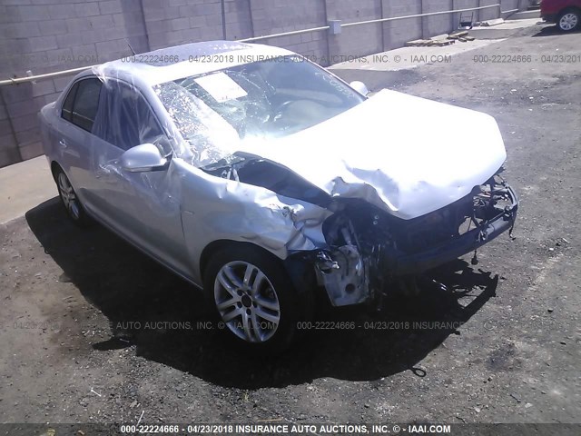 3VWEF71K17M129740 - 2007 VOLKSWAGEN JETTA WOLFSBURG 银色 照片 1
