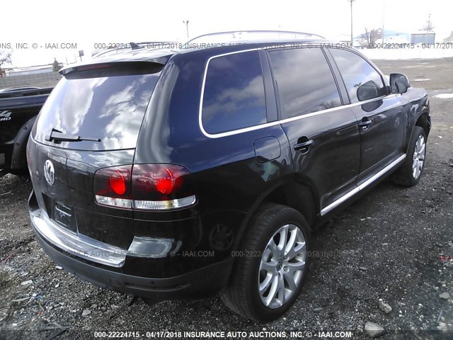 WVGBF7A97AD004307 - 2010 VOLKSWAGEN TOUAREG V6 BLACK photo 4