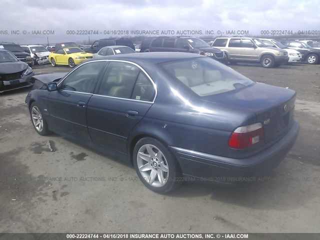 WBADT43472GY40847 - 2002 BMW 525 I AUTOMATIC BLUE photo 3