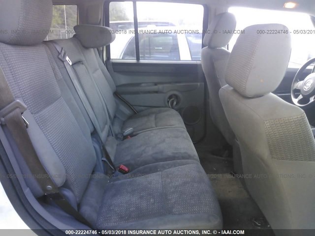 1J8HH48NX6C258089 - 2006 JEEP COMMANDER WHITE photo 8
