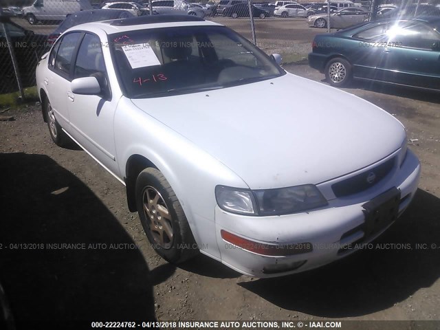 JN1CA21D7TT740903 - 1996 NISSAN MAXIMA GLE/GXE/SE WHITE photo 1