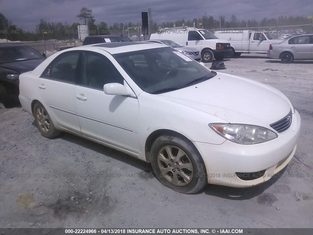 4T1BF30K96U630736 - 2006 TOYOTA CAMRY LE/XLE/SE WHITE photo 1