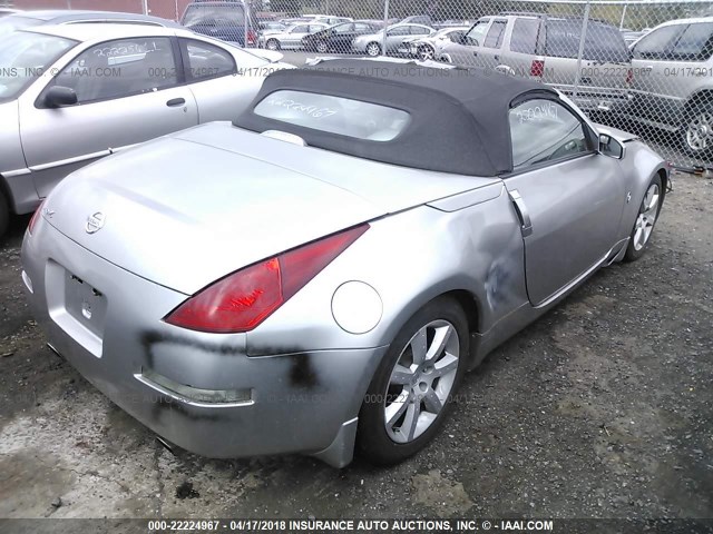 JN1AZ36A64T002533 - 2004 NISSAN 350Z ROADSTER SILVER photo 4