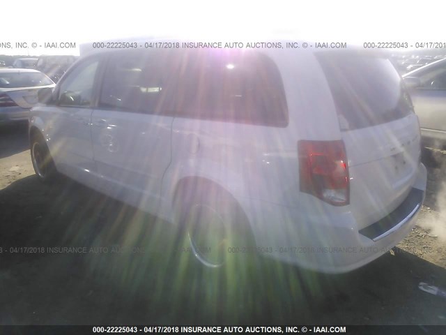 2C4RDGEGXCR122644 - 2012 DODGE GRAND CARAVAN R/T WHITE photo 3