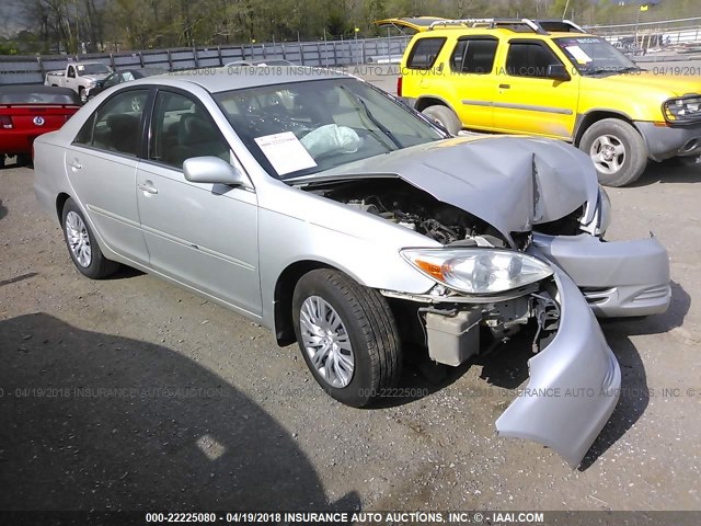 4T1BE32K63U232430 - 2003 TOYOTA CAMRY LE/XLE/SE ვერცხლისფერი ფოტო 1