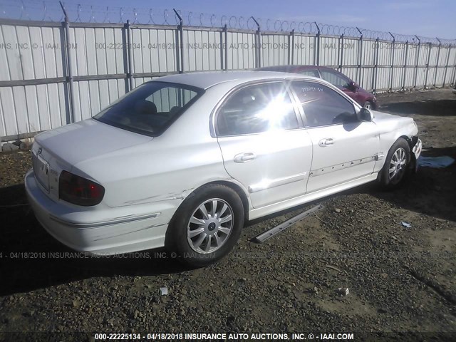 KMHWF35H85A134261 - 2005 HYUNDAI SONATA GLS/LX WHITE photo 4