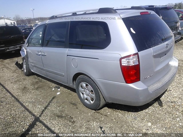 KNDMB233686218790 - 2008 KIA SEDONA EX/LX SILVER photo 3