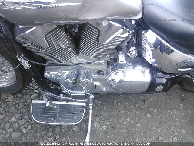 1HFSC52004A106013 - 2004 HONDA VT1300 S Pewter photo 9