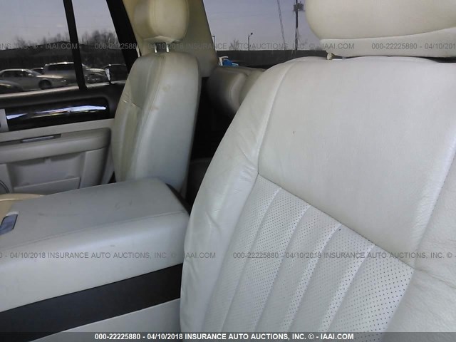 5LMFU28R13LJ16851 - 2003 LINCOLN NAVIGATOR 黑色 照片 8