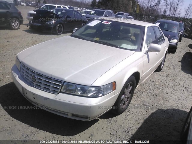 1G6KY54952U166083 - 2002 CADILLAC SEVILLE STS Champagne photo 2