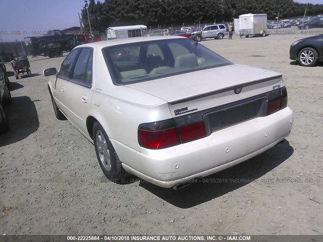 1G6KY54952U166083 - 2002 CADILLAC SEVILLE STS Champagne photo 3
