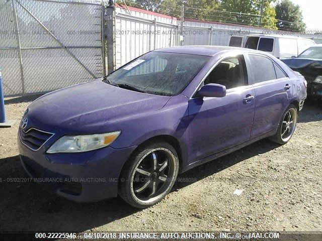 4T1BF3EK7AU085900 - 2010 TOYOTA CAMRY SE/LE/XLE 紫色 照片 2