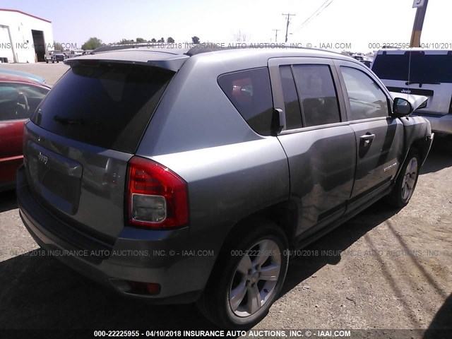 1C4NJDBB5CD582800 - 2012 JEEP COMPASS SPORT GRAY photo 4