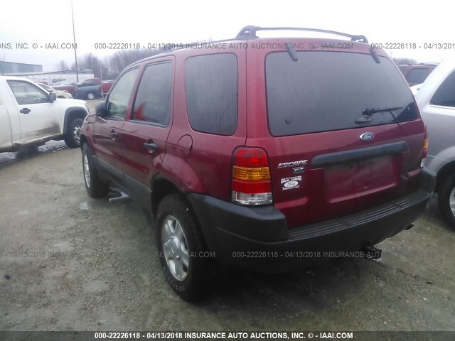 1FMYU93133KA68250 - 2003 FORD ESCAPE XLT RED photo 3