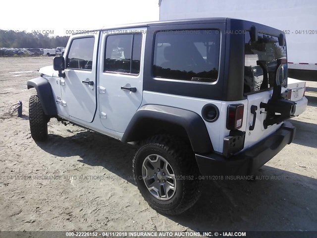 1C4BJWDG4FL597211 - 2015 JEEP WRANGLER UNLIMITE SPORT WHITE photo 3