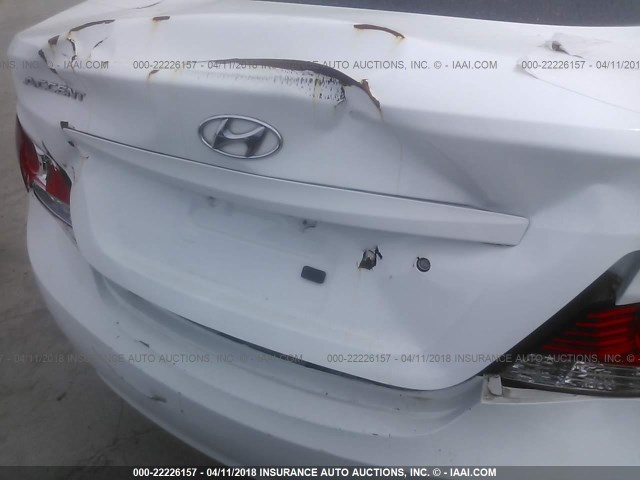 KMHCT4AE3EU704582 - 2014 HYUNDAI ACCENT GLS/GS WHITE photo 6