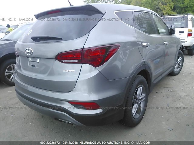 5XYZT3LB5JG539321 - 2018 HYUNDAI SANTA FE SPORT  GRAY photo 4