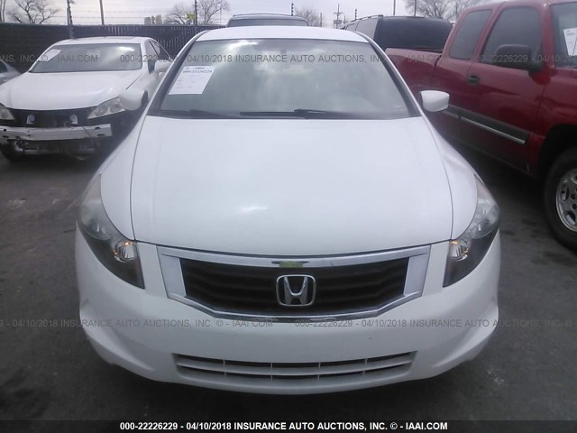 1HGCP26468A021876 - 2008 HONDA ACCORD LXP WHITE photo 6