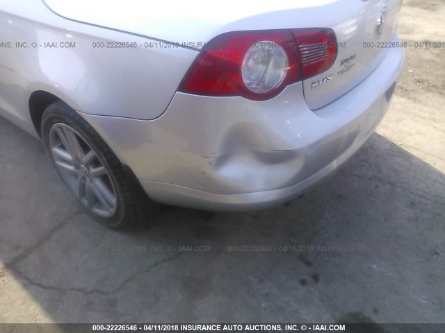 WVWFA71F88V043406 - 2008 VOLKSWAGEN EOS LUX SILVER photo 6