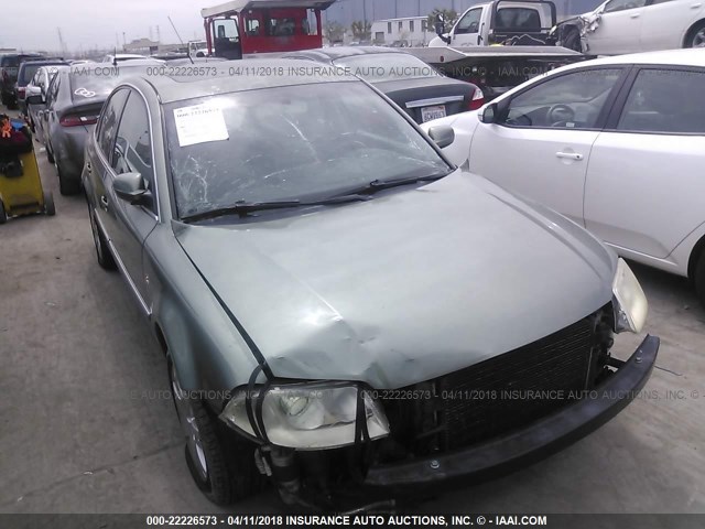 WVWRH63B43P058611 - 2003 VOLKSWAGEN PASSAT GLX 绿色 照片 1