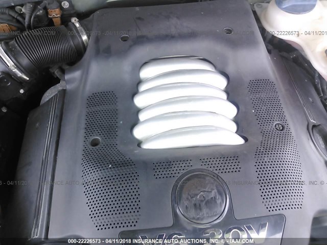 WVWRH63B43P058611 - 2003 VOLKSWAGEN PASSAT GLX 绿色 照片 10