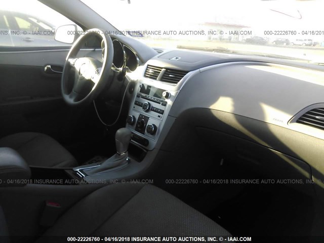 1G1ZC5E01CF154621 - 2012 CHEVROLET MALIBU 1LT 白色 照片 5