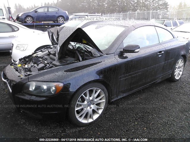 YV1MC68246J001120 - 2006 VOLVO C70 T5 BLACK photo 2