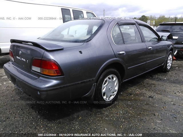 JN1CA21D1VT848422 - 1997 NISSAN MAXIMA GLE/GXE/SE GRAY photo 4