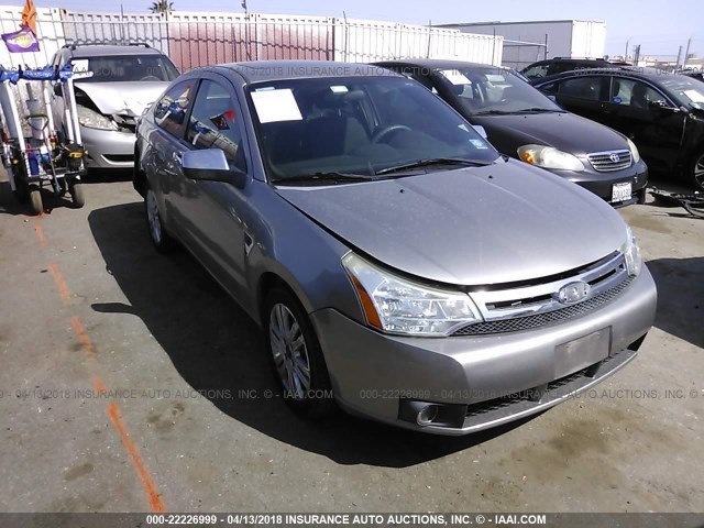 1FAHP33N78W115457 - 2008 FORD FOCUS SE/SEL/SES GRAY photo 1