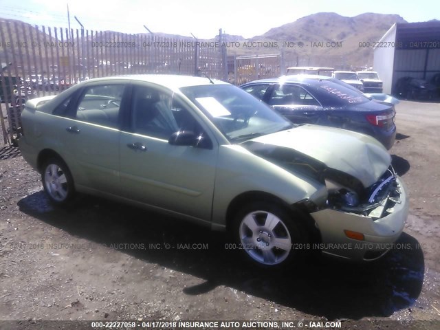 1FAHP34NX7W243382 - 2007 FORD FOCUS ZX4/S/SE/SES GREEN photo 1