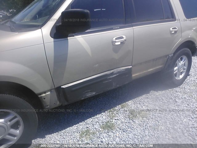 1FMRU15W64LA06318 - 2004 FORD EXPEDITION XLT 金色 照片 6