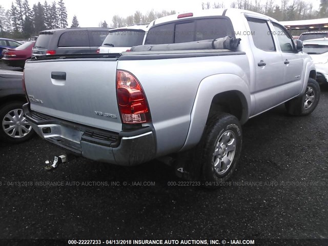 5TELU42N78Z580554 - 2008 TOYOTA TACOMA DOUBLE CAB SILVER photo 4