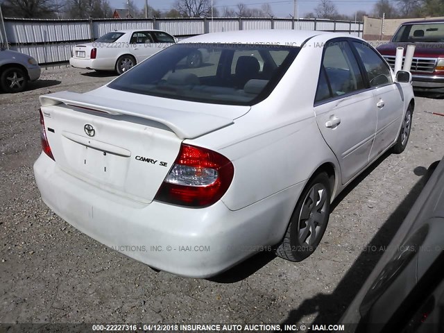 4T1BE32K94U288024 - 2004 TOYOTA CAMRY LE/XLE/SE WHITE photo 4