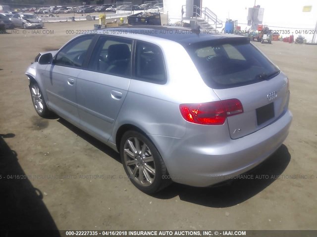 WAUKEAFM6AA041574 - 2010 AUDI A3 PREMIUM PLUS SILVER photo 3