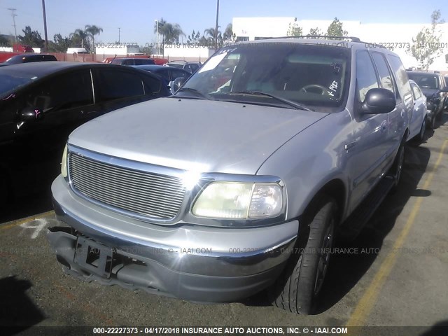 1FMRU15L92LA11483 - 2002 FORD EXPEDITION XLT SILVER photo 2