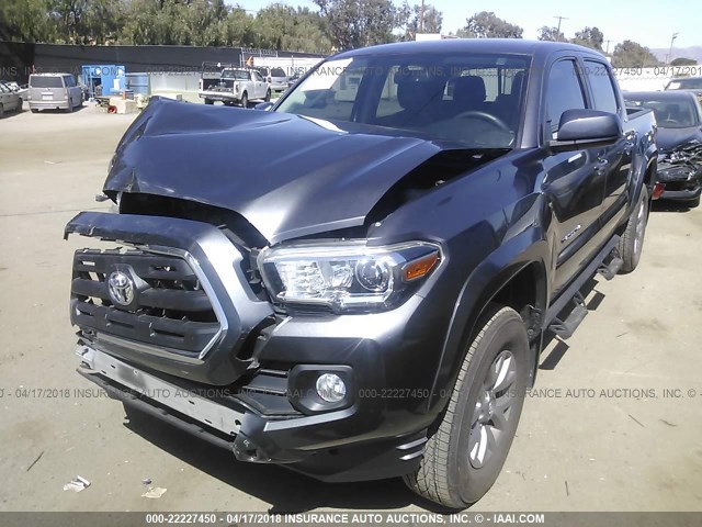 5TFAZ5CNXGX018487 - 2016 TOYOTA TACOMA DBL CAB/SR5/TRD SPORT/OR GRAY photo 2